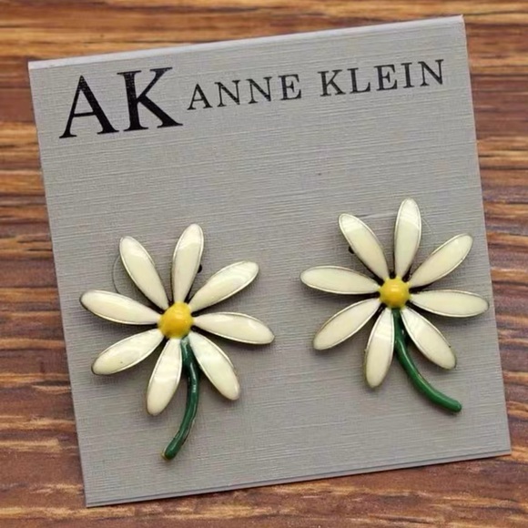 Anne Klein Jewelry - Brand new Earrings